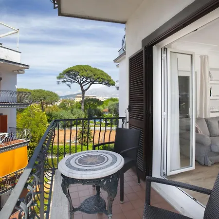 - Casa Sorrent