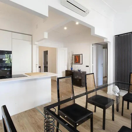 Apartamento - Casa *